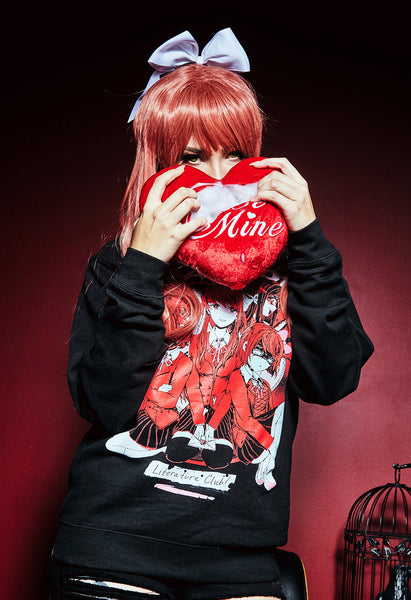 DOKI DOKI BLACK SWEATER
