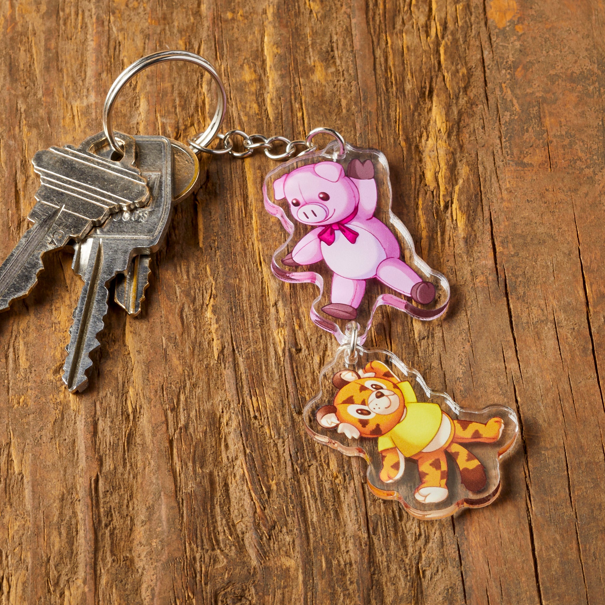 Unpacking - Pig & Tiger Linked Keychain